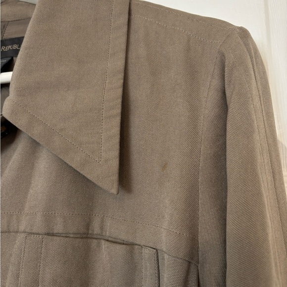 Banana Republic Women's Silk Utility Jacket - Picture 3 of 7
